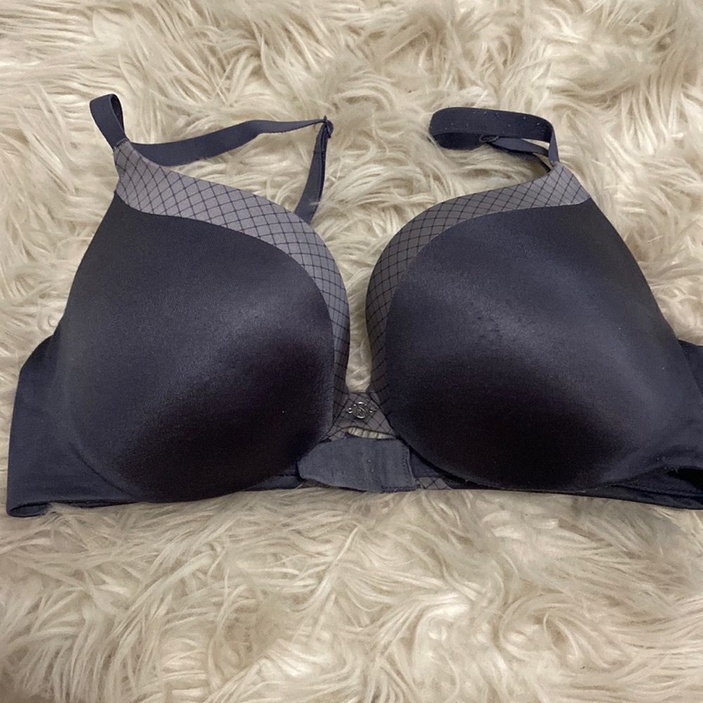 Victoria secret push up 36B